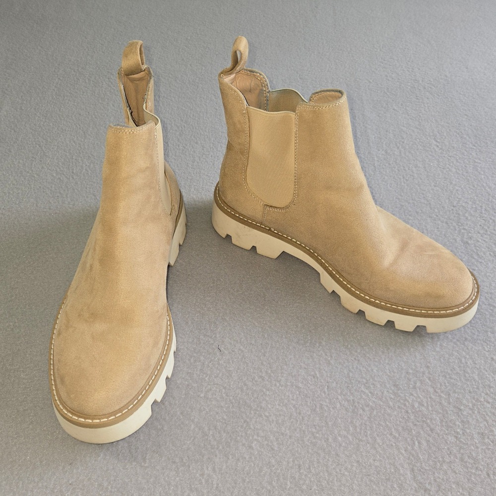 Chinese Laundry Chelsea Boots Women 7.5 Tan Faux Suede Lug Sole Star Tread